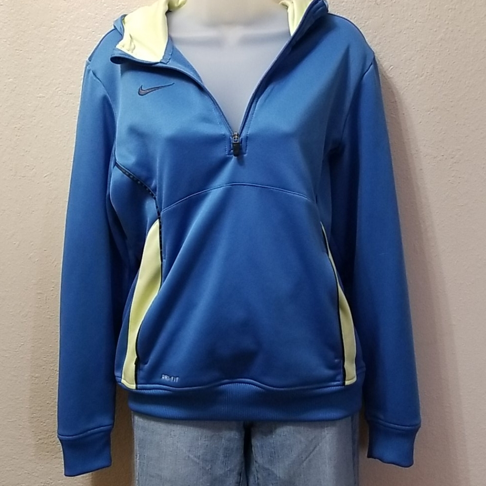 Nike pull over hoodie